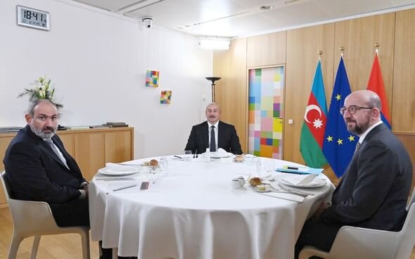 Brüsseldə Azərbaycan, Ermənistan və Aİ Şurası liderlərinin görüşü keçirilir - FOTO