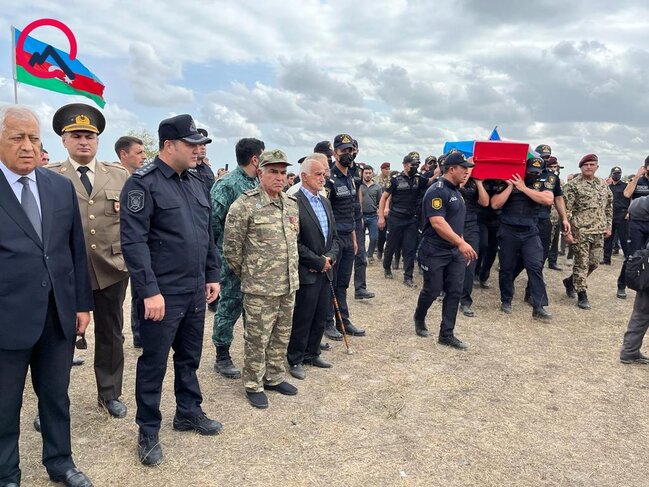 Ailənin tək oğlu Ümid Qubada torpağa tapşırıldı