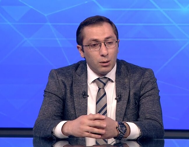 Ali məktəblərə keçid balları ARTIRILA BİLƏR