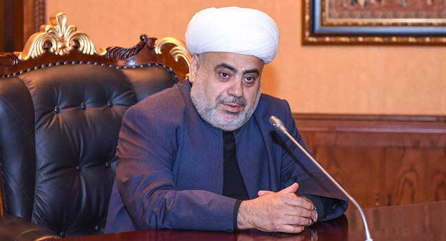 Allahşükür Paşazadənin arxiv şəkli yayılıb - FOTO