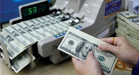 Dollar bahalaşır – Dünyada nə baş verir?
