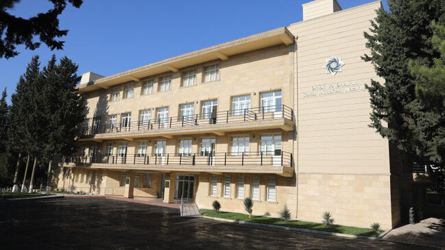 Anar Bayramov TSEK sədrlərini işdən çıxarıb, səbəbi açıqlanmır - Həkimlər də istefa verib