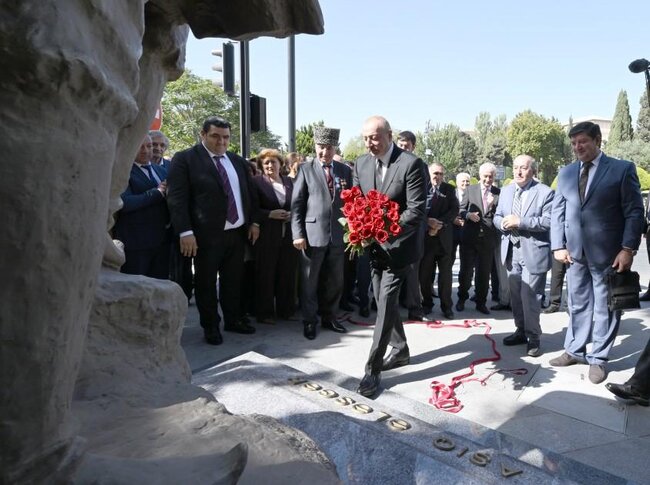 Prezident Aşıq Ələsgərin abidəsinin açılışında iştirak etdi - Fotolar