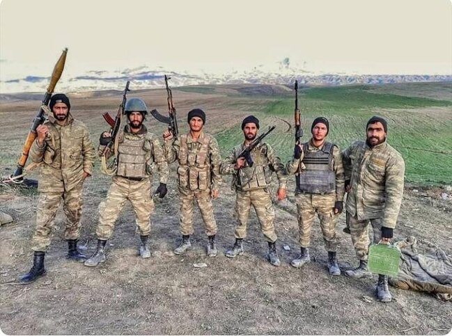 Laçında "at oynadan" "Sumqayıt uşağı" - FOTO