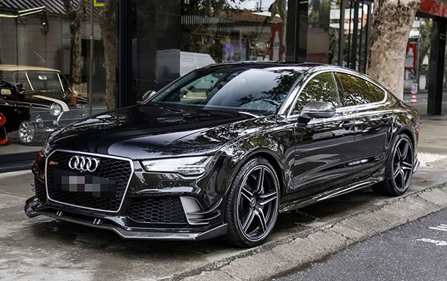 Bakıda tələbə "Audi" ilə qəza törətdi - Ölən var