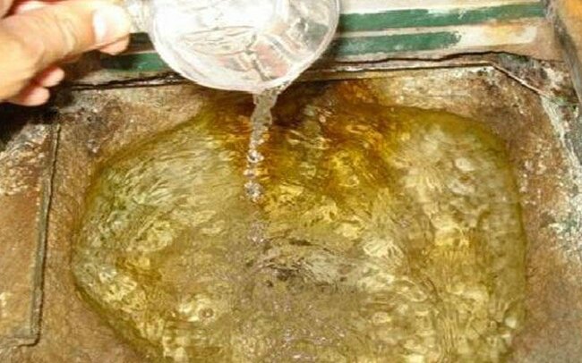 Zəmzəm suyu koronavirusun dərmanıdırmı? - ELM ACİZDİR