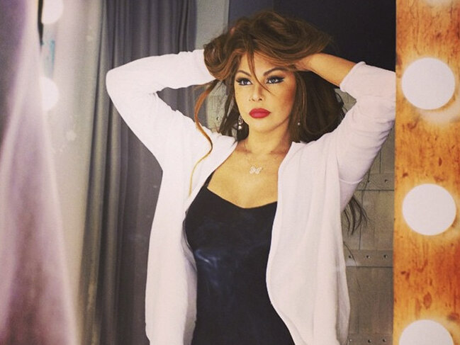 Xalq artistinin mahnısı Taylandda "Yapon restoranı"nda! - VİDEO