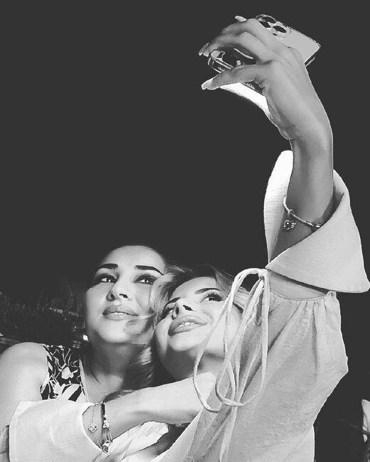 Aynişan anasının ad günündən görüntülər paylaşdı