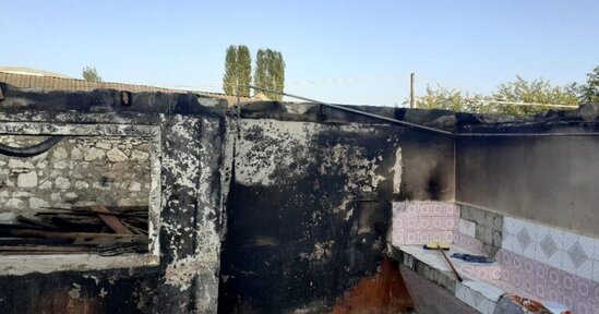 Bu kənddə QƏRİBƏ HADİSƏ: tövlələri yandırıb... — FOTO/VİDEO