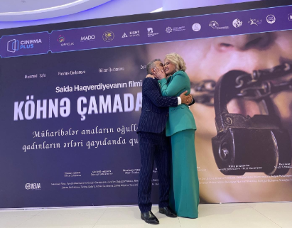 "Boşanıram ki, onu rahat buraxasınız"