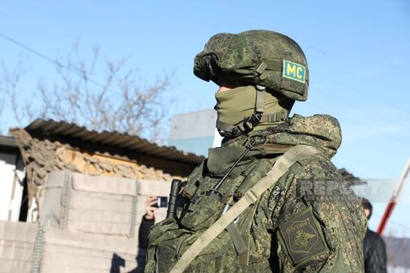 Azərbaycanlı etirazçıların qarşısına çıxan sülhməramlıların polkovniki sərxoş imiş - YENİLƏNİB + VİDEO