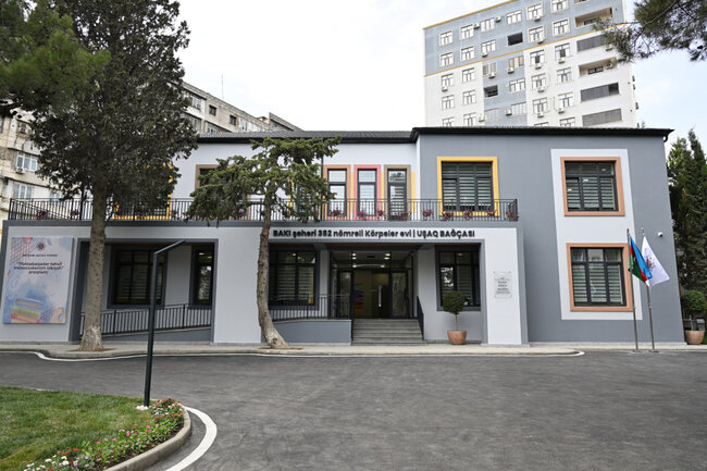 Mehriban Əliyeva qızları ilə açılışda - Fotolar - Yenilənib