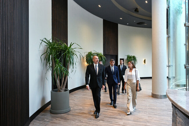 Prezident və xanımı "Meysari Grand Hotel & SPA"nın açılışında - Fotolar - Yenilənib