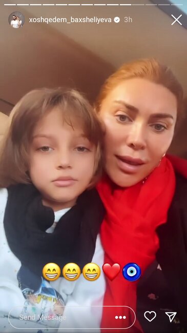 Aparıcı Xoşqədəmin MAKİYAJSIZ HALI - FOTOLAR