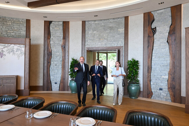 Prezident və xanımı "Meysari Grand Hotel & SPA"nın açılışında - Fotolar - Yenilənib