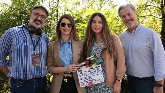 Beren Saatın yeni filmindən pərdəarxası görüntü yayıldı