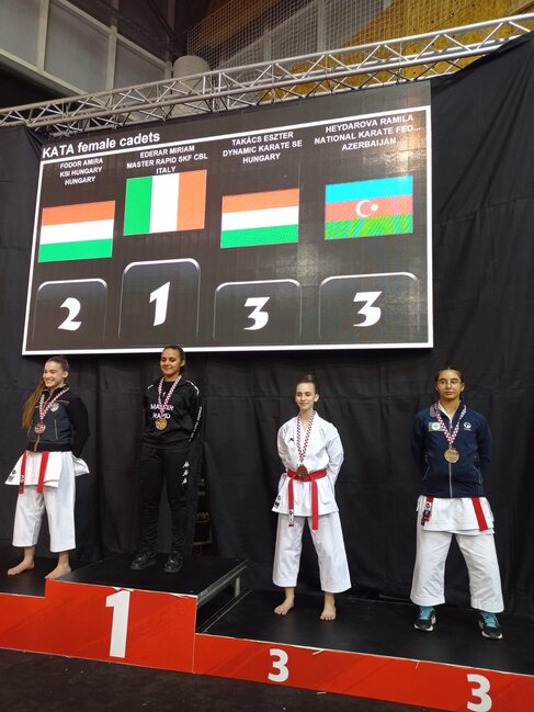Azərbaycan karateçiləri Xorvatiyadan 12 medalla qayıdır - FOTO