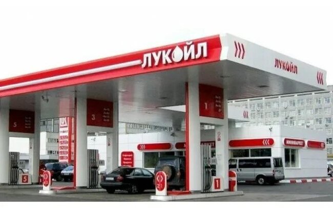 Rusiyada təşviş başladı... - 10-dan çox vilayətdə benzinə llimit qoyuldu