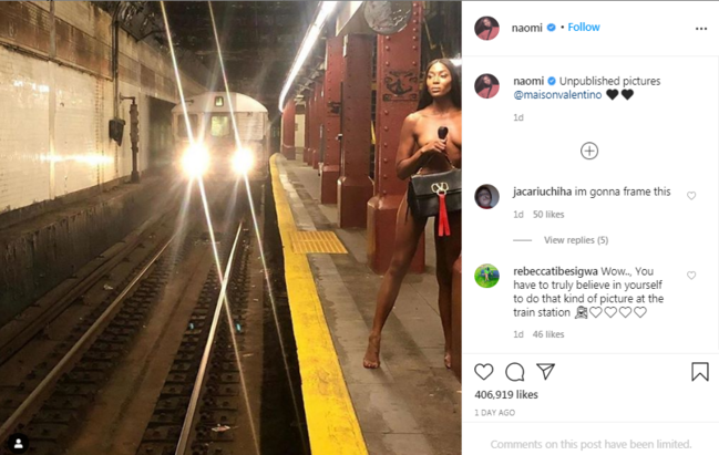 Naomi Kempbell metroda lüt soyundu - FOTO