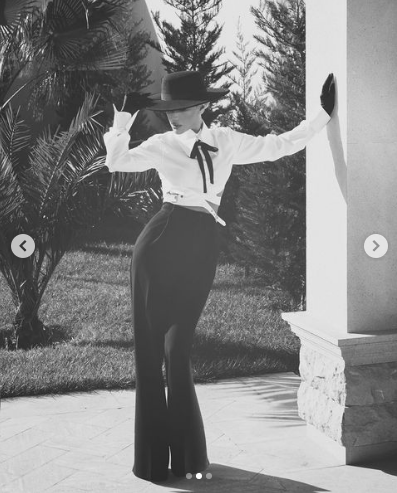 Röyadan Maykl Cekson tərzində FOTOLAR