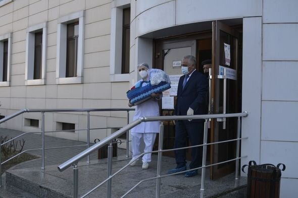 Şəhid Şahin Allahyarovun adını yaşadacaq yeni doğulmuş körpəsi xəstəxanadan evə buraxılıb - FOTO