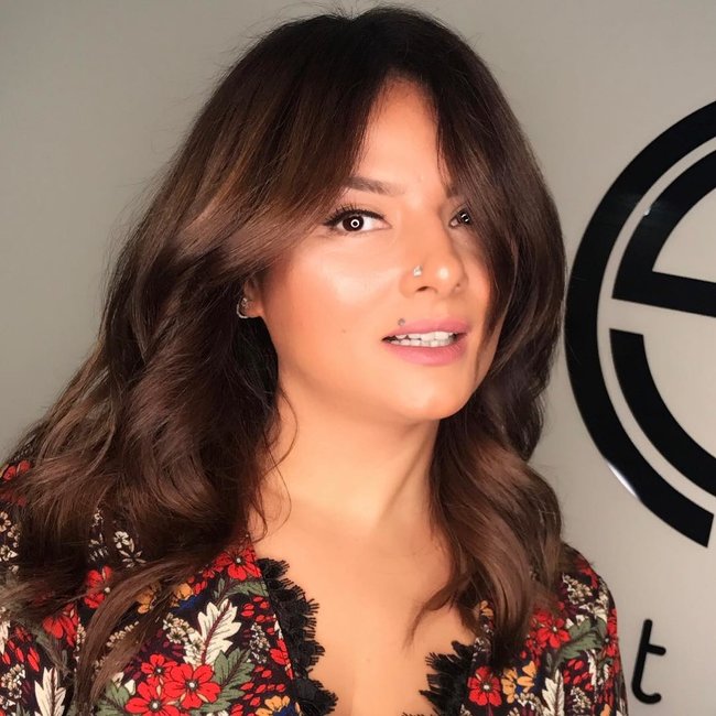 Bu da Kamilə Babayevanın üzünü gizlətdiyi qızı - FOTOLAR