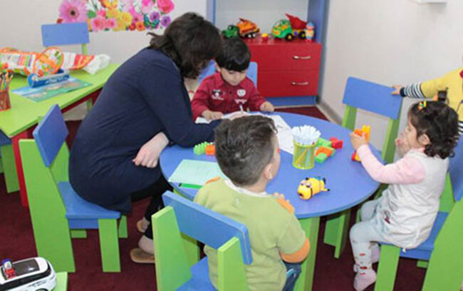 "O bağçada uşaqlara yeməyi işçilərin anaları bişirir"