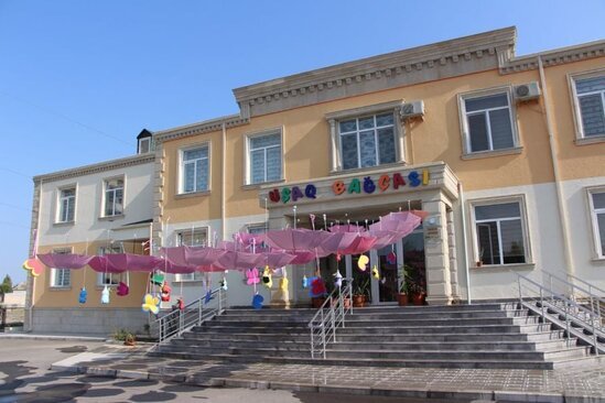 Bağça uşaqları birinci xanım Mehriban Əliyevanı belə təbrik etdilər - FOTO