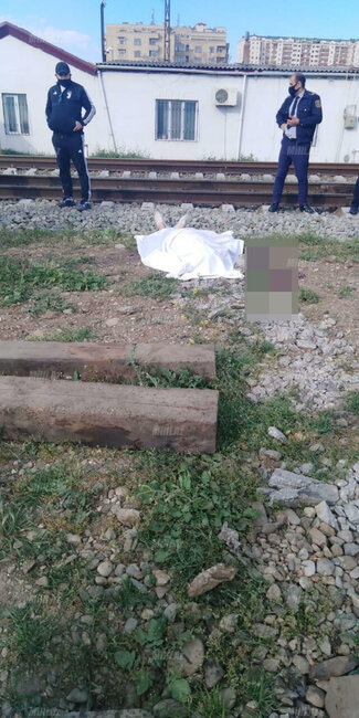 Bakıda gənc oğlan faciəvi şəkildə öldü - Başı tanınmaz hala düşdü - FOTO