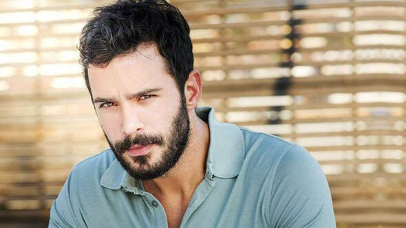 Fehriye Evcenin serialdakı tərəfdaşı məlum oldu - FOTO