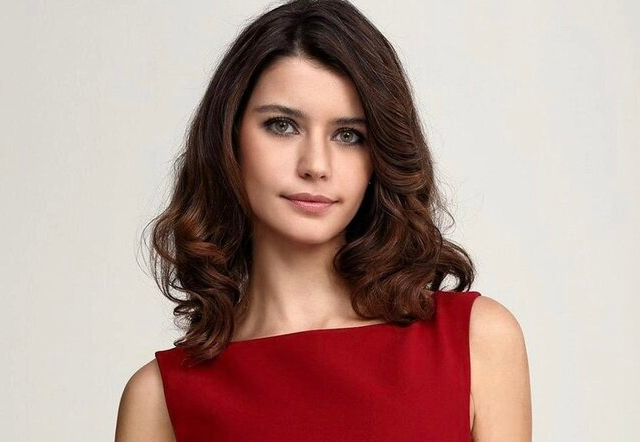 Beren Saat ekranlara qayıdacaq?