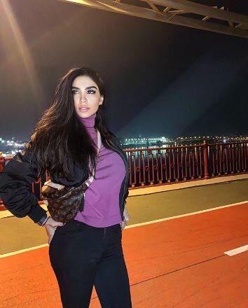 AZTV-nin keçmiş cazibədar aparıcısının hamamdan FOTOSU yayıldı