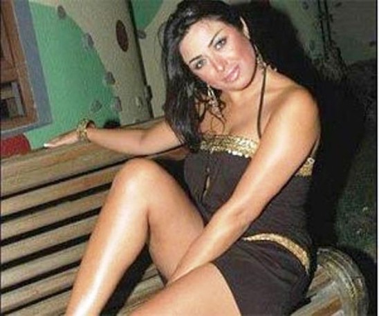 Azərbaycanlı xanım müğənnilər bu fotoları sildirməyə çalışır