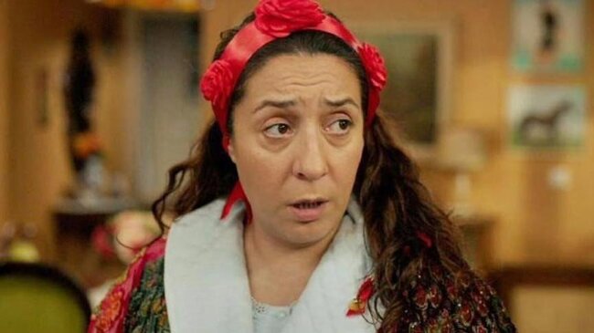 "Yabancı Damat" serialının aktrisası YENİ OBRAZDA - VİDEO