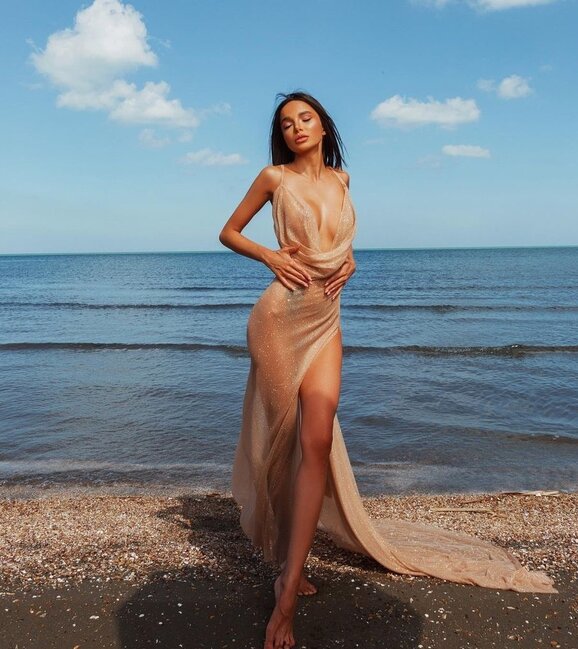 Model Səmranın tamamilə LÜT görüntüləri yayıldı - VİDEO