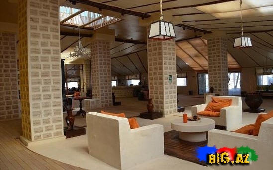 Burada divarları yalamaq olmaz - FOTO