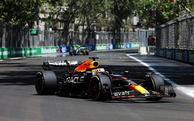 "Formula 1": "Red Bull" pilotu Bakıdakı ilk sprint yarışının qalibi olub - YENİLƏNİB