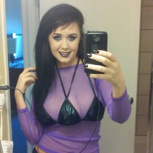 ŞOK: Bu qadının ÜÇ SİNƏSİ VAR - Bunun üçün 20 min DOLLAR VERDİ - FOTO-VİDEO