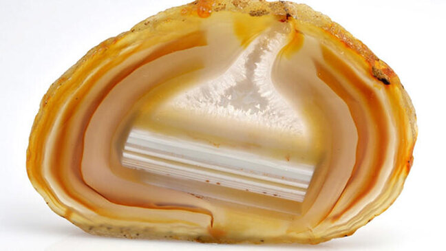 Təbii daşların heç yerdə rast gəlməyəcəyiniz MÖCÜZƏVİ FAYDALARI: bu xəstəlikləri sağaldır - VİDEO