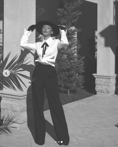 Röyadan Maykl Cekson tərzində FOTOLAR