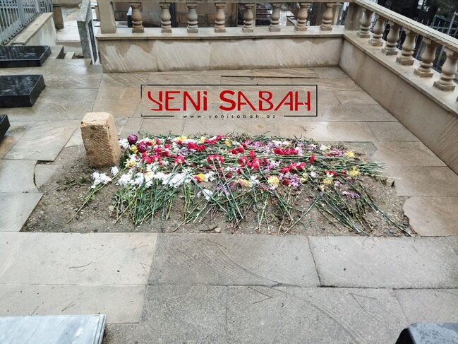 Cabir İmanovun qəbirinin üstü niyə götürülmür? FOTOLAR