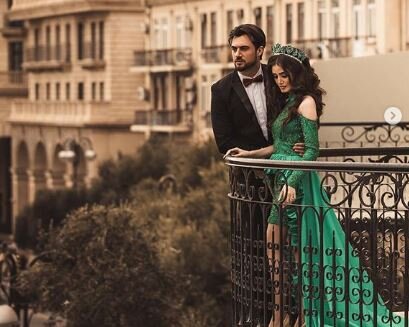 Azərbaycanın ən yaraşıqlı oğlanının nişanlısı ilə YENİ FOTOLARI