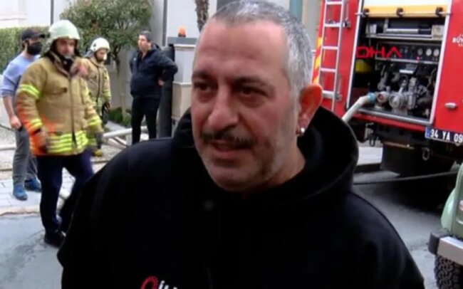Cem Yılmazın evində YANĞIN OLDU - FOTOLAR