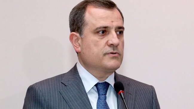 Təhsil naziri: "Orta məktəblərdə dinin tədrisi nəzərdə tutulmayıb"