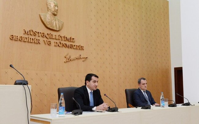 Cəbhədəki son vəziyyətlə bağlı BRİFİNQ - CANLI YAYIM