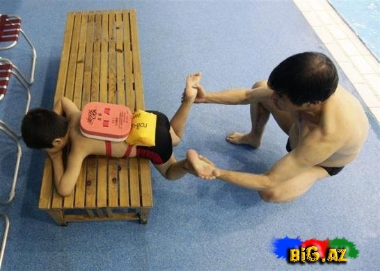 Çin məktəblərində uşaqlara inanılmaz işgəncə - FOTO