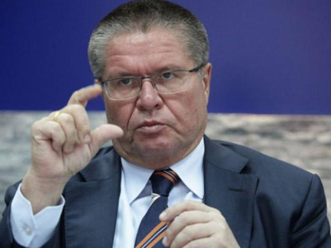 Azərbaycanlı milyarder rüşvətlə tutulan nazir haqda: "Hələ də dərk edə bilmirəm..."