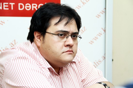 "Mənim dilimdə qüsur tutanın başqa yerində qüsur var" - Elçin Əlibəyli