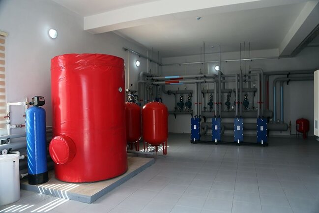 Cəbhəboyu zonada daha bir hərbi hissə istifadəyə verilib - VİDEO