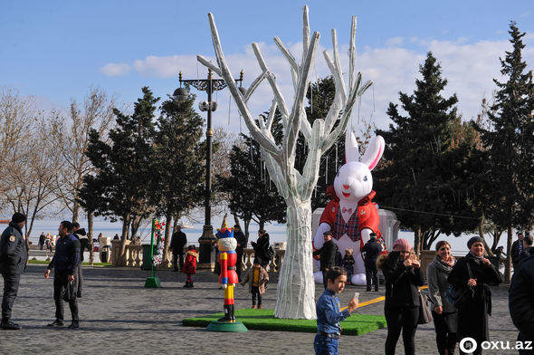 Bakı 2019-cu ili belə qarşılayır - ŞƏHƏRDƏN FOTOREPORTAJ
